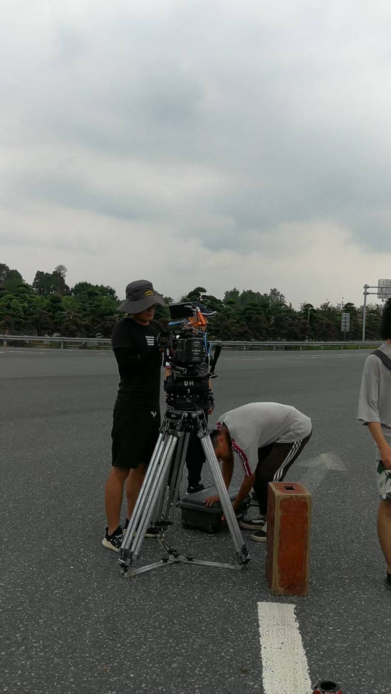 鄂城区TVC拍摄公司：唤醒集体记忆，构建跨代际沟通桥梁